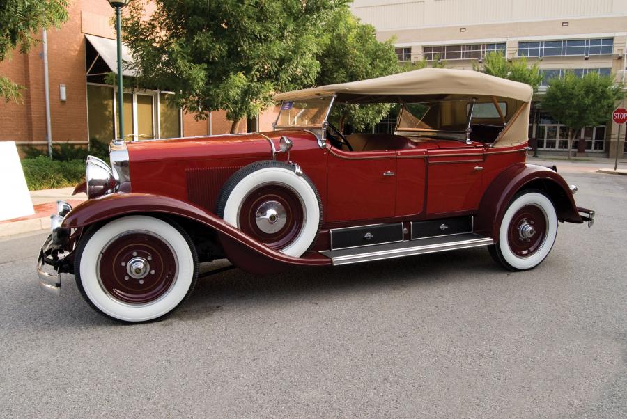  Cadillac Series 341A V8 Sport Phaeton 1928 года  (фото 1 из 12)